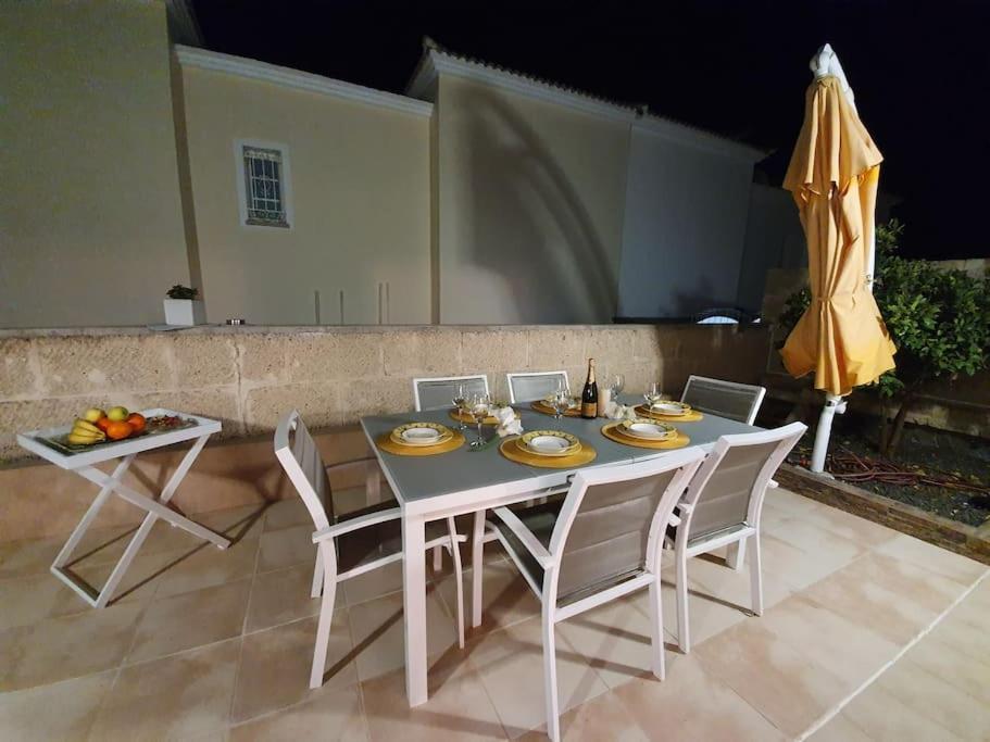Villa Vanesa Luxury Private Villa With A Heated Pool, 4 Bedrooms And 4 Bathrooms Costa Adeje  Kültér fotó