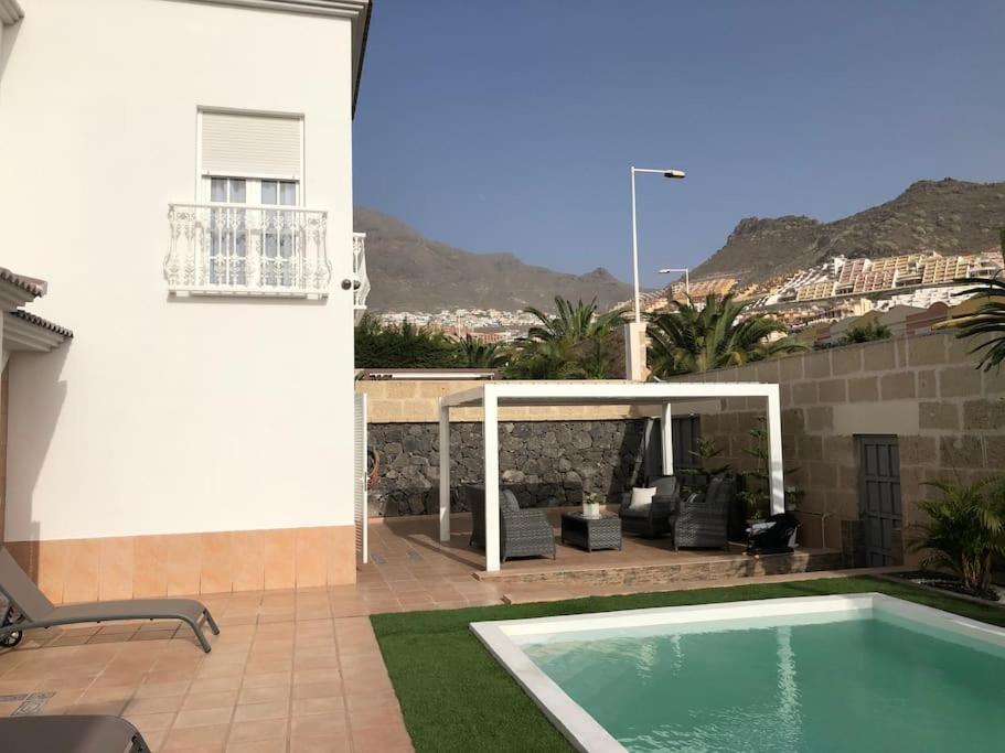 Villa Vanesa Luxury Private Villa With A Heated Pool, 4 Bedrooms And 4 Bathrooms Costa Adeje  Kültér fotó